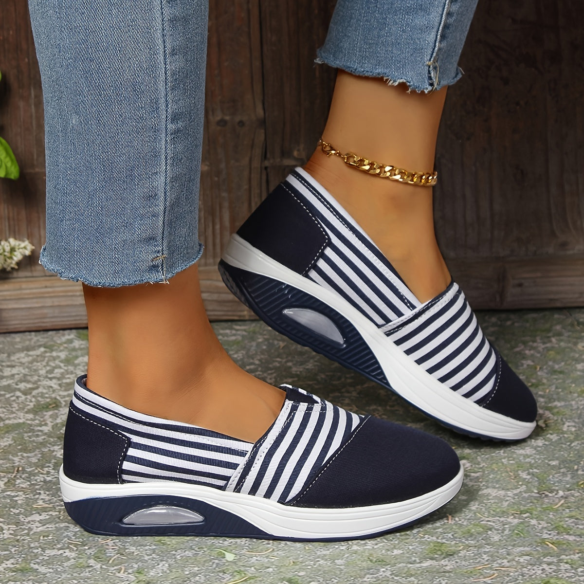 Stribede Slip-on Sneakers | Stil & Smertefri Komfort