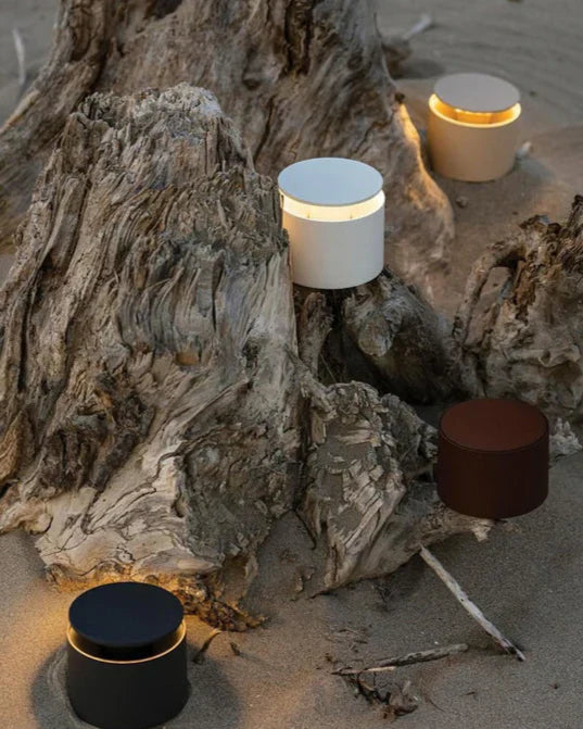 Smart Højdejusterbar Lampe – Trådløs LED til Indendørs & Udendørs