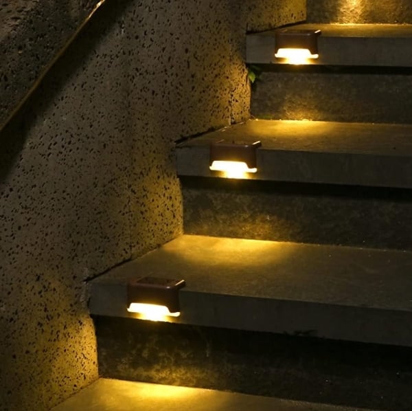 Solar Deck Lights – Vandtætte Solcellelamper til Udendørs Brug (4 stk.)