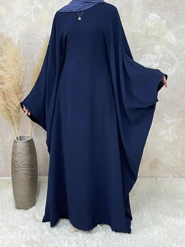 Curve Embrace Universal Modest Abaya: Comfort, Versatility, and Inclusivity