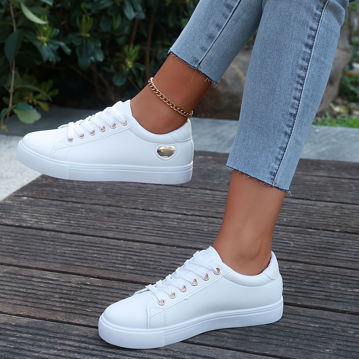 Hvide Sneakers | Smertefri Komfort & Korrekt Holdning