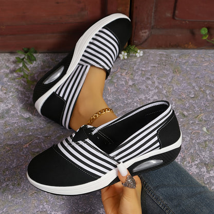 Stribede Slip-on Sneakers | Stil & Smertefri Komfort
