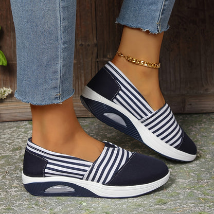 Stribede Slip-on Sneakers | Stil & Smertefri Komfort