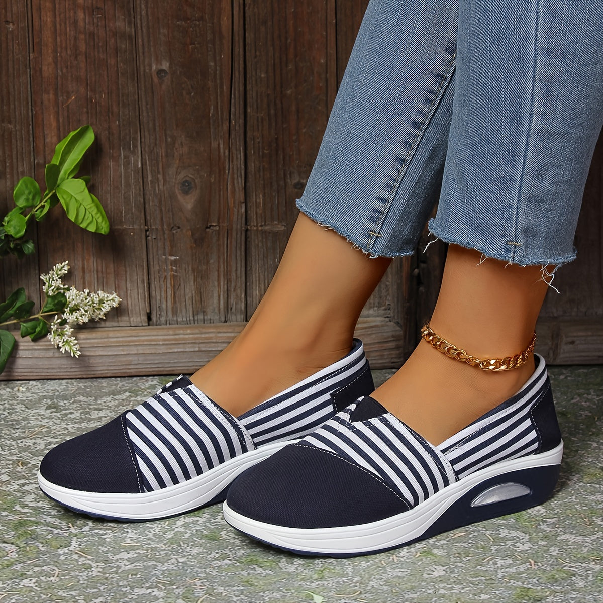 Stribede Slip-on Sneakers | Stil & Smertefri Komfort