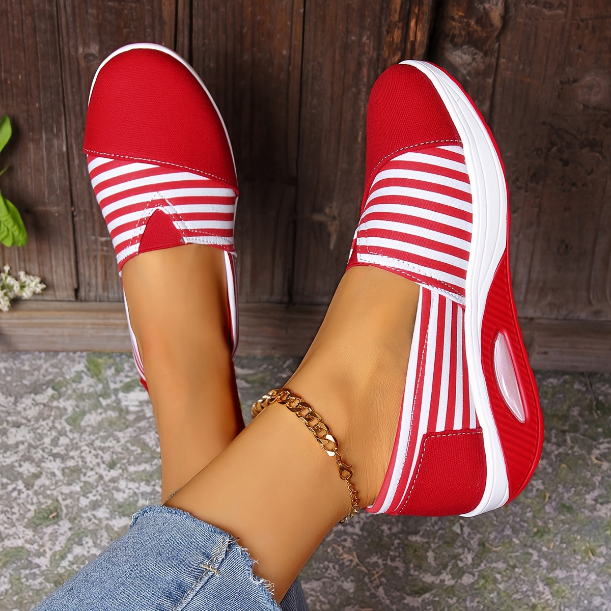 Stribede Slip-on Sneakers | Stil & Smertefri Komfort