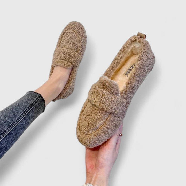 Isolde™ – Dame Teddy Slip-On Sko