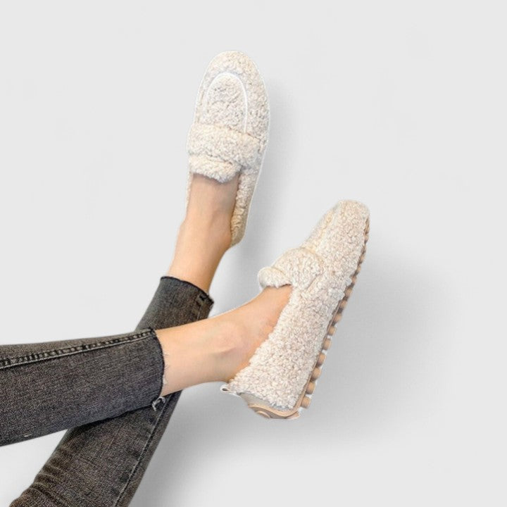 Isolde™ – Dame Teddy Slip-On Sko