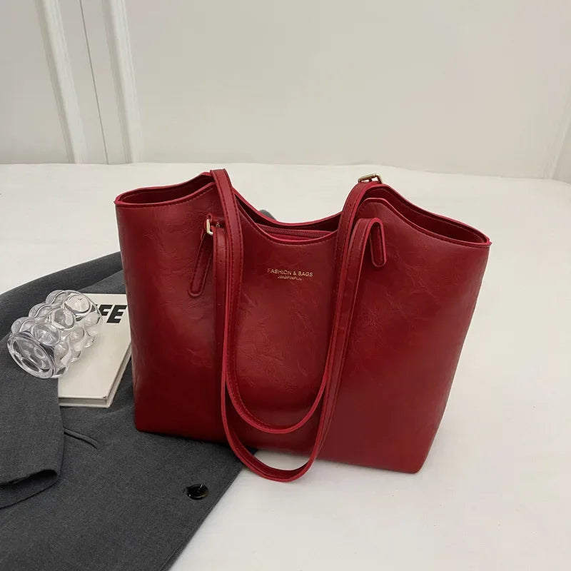 Caleris™ – Håndlavet Tote i Vokset Læder
