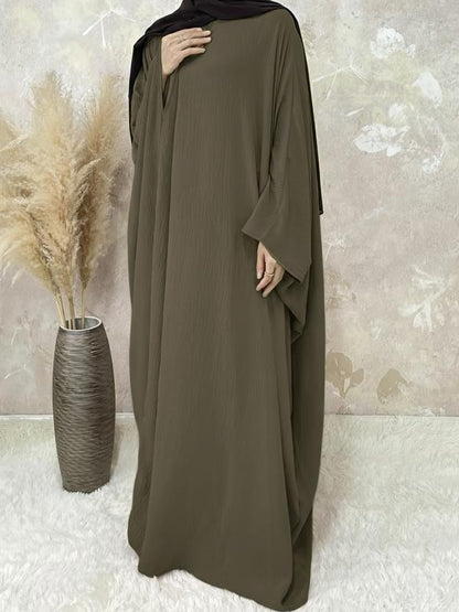 Curve Embrace Universal Modest Abaya: Comfort, Versatility, and Inclusivity