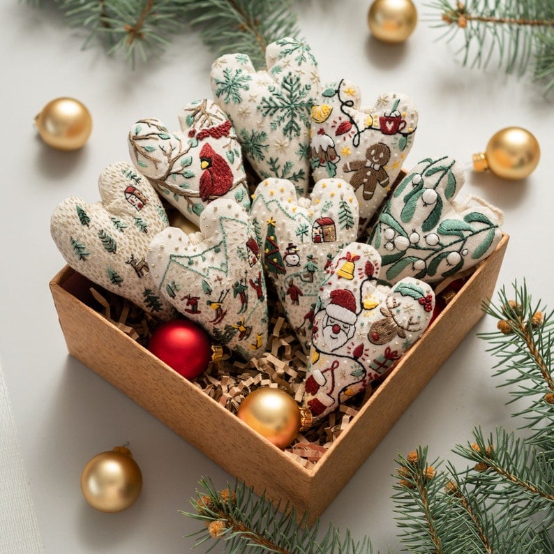 Hjerteformet Juleornament | DIY Broderikit