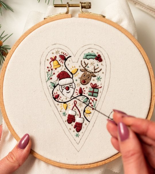 Hjerteformet Juleornament | DIY Broderikit