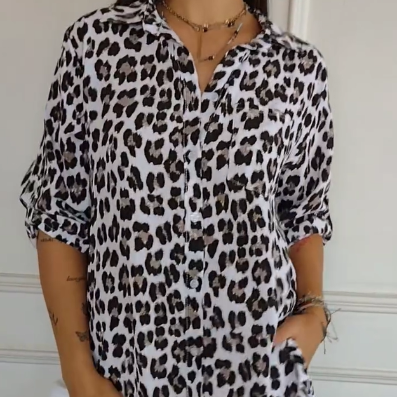 Stilfuld Skjorte med Leopardprint og Justerbar Ærme