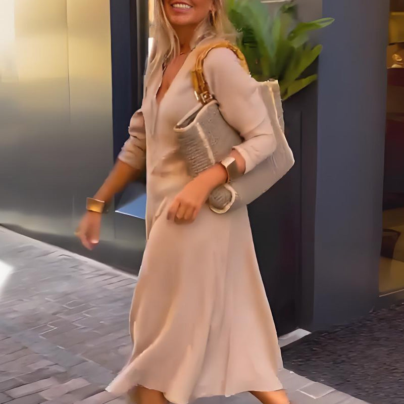 Elegant Kjole med V-udskæring | Let & Alsidig Stil